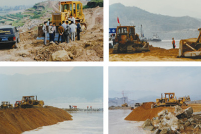 TY220榮獲國內(nèi)大馬力推土機1000小時試驗質(zhì)量第一名。